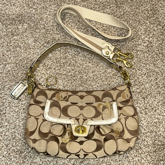 Coach Shoulder Crossbody Bag EUC - Picture 2 of 13